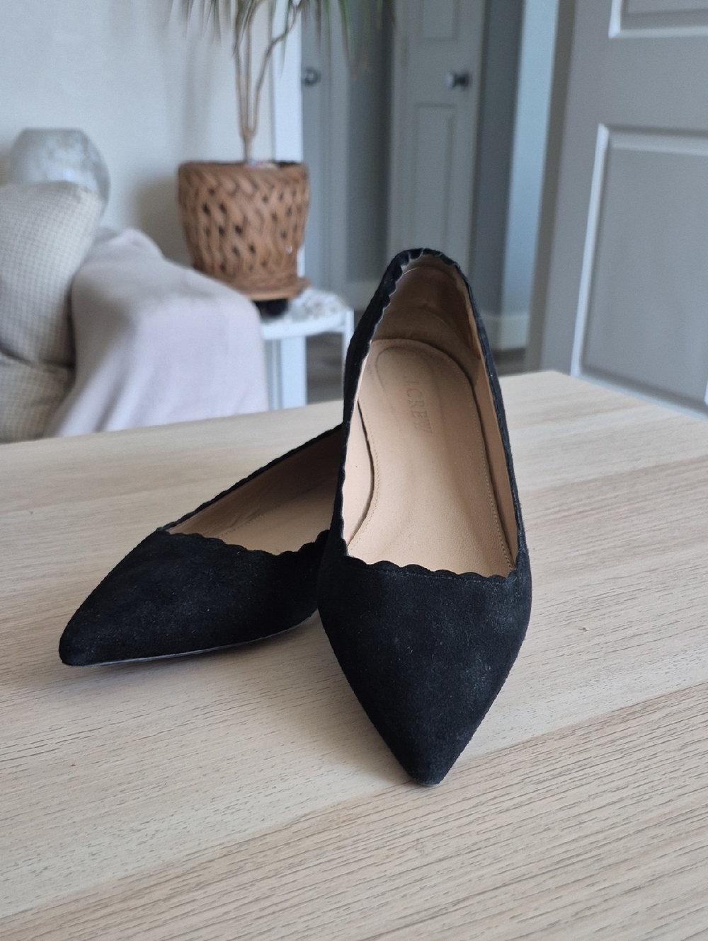 J crew scalloped black flats women's size 6.5